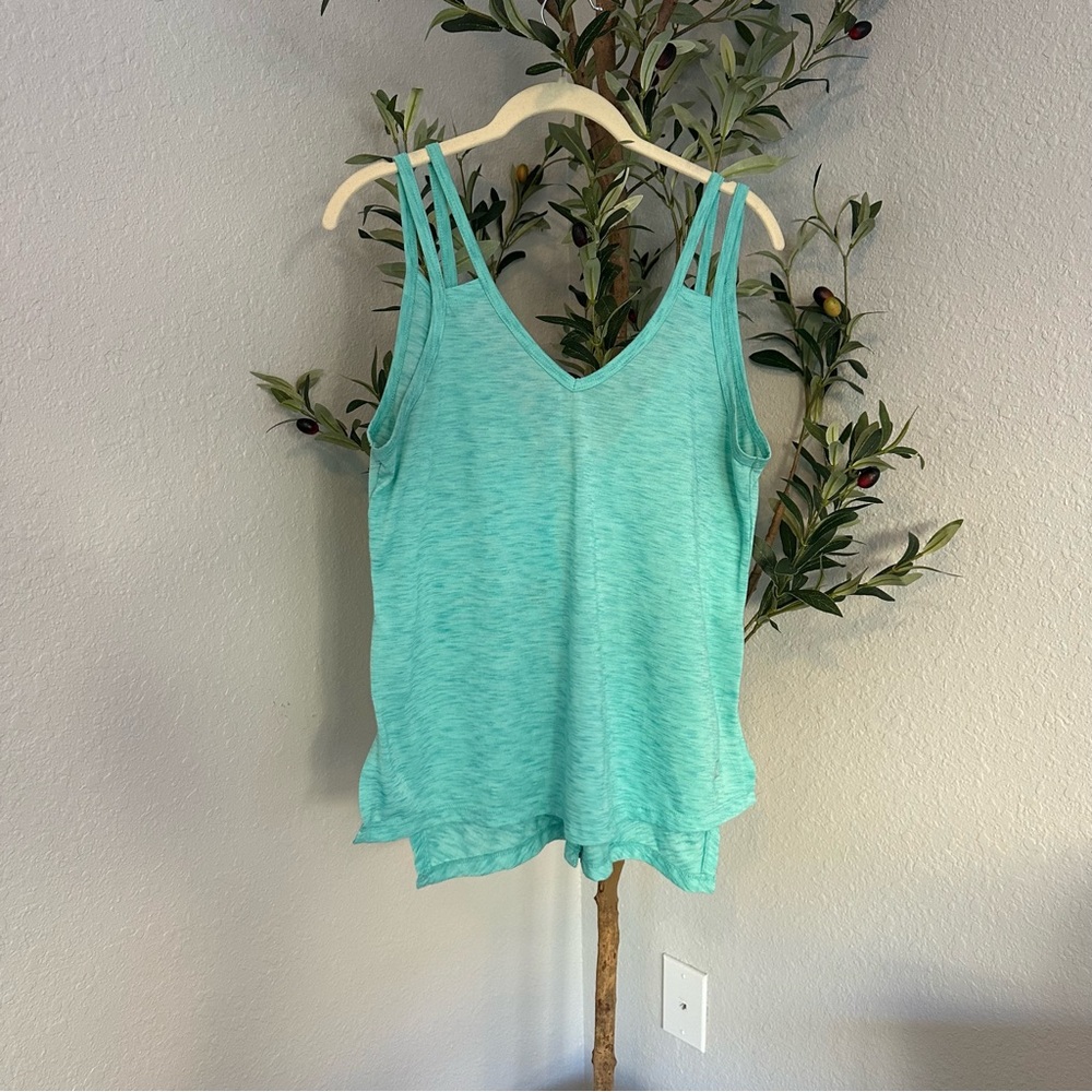 🌟 $10 or Less + BOGO on Sale Items! 🌟 Women’s Athleisure Strappt Tank Top